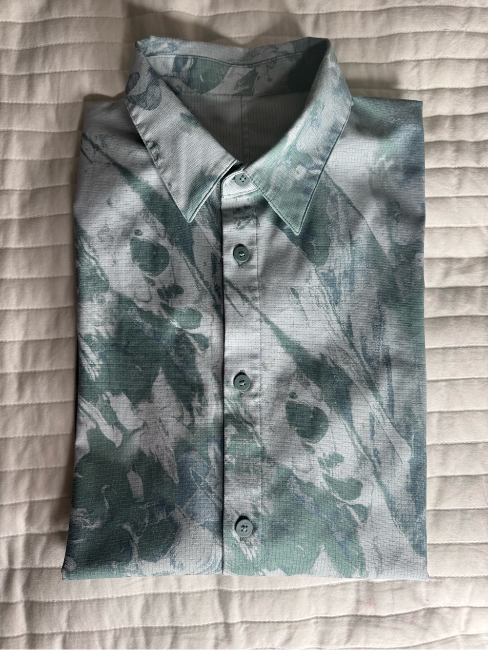 LULULEMON Green Marble-Print Button-Down Shirt